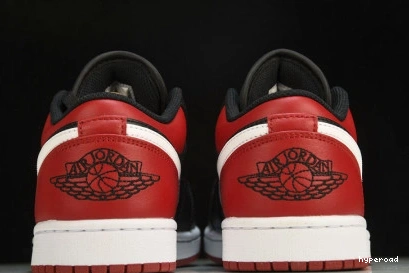 Hyperoad Bred “Alternate 1 Jordan Toe” Low 1018